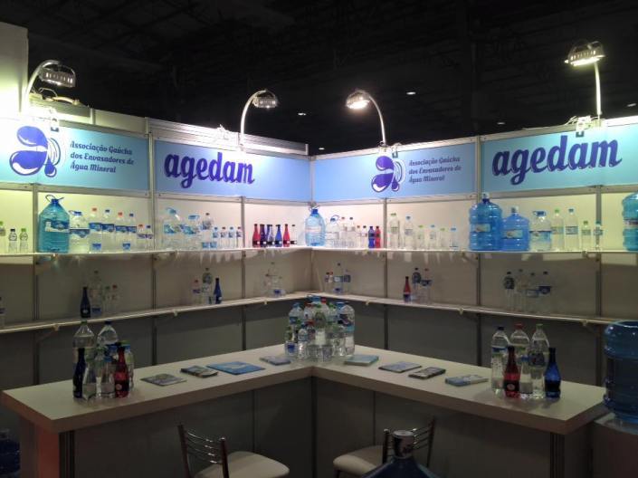 13103463_975596522536831_5585069045351421849_n